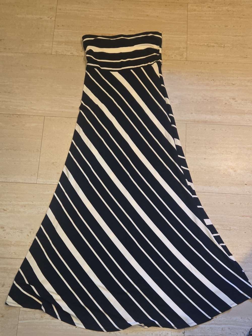 Banana Republic Strapless Black and White Striped Maxi/Floor Length Dress